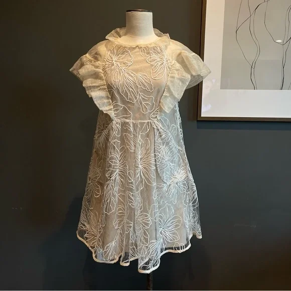 Elliatt Cream Embroidered Lace Mini Dress Flutter Sleeve Bridal Fairy Coquettte - Picture 5 of 14